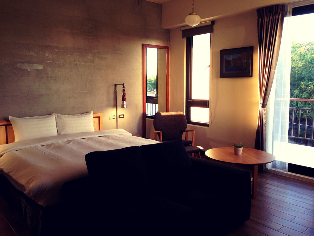 Chillax Inn B&B Хенгчун Экстерьер фото